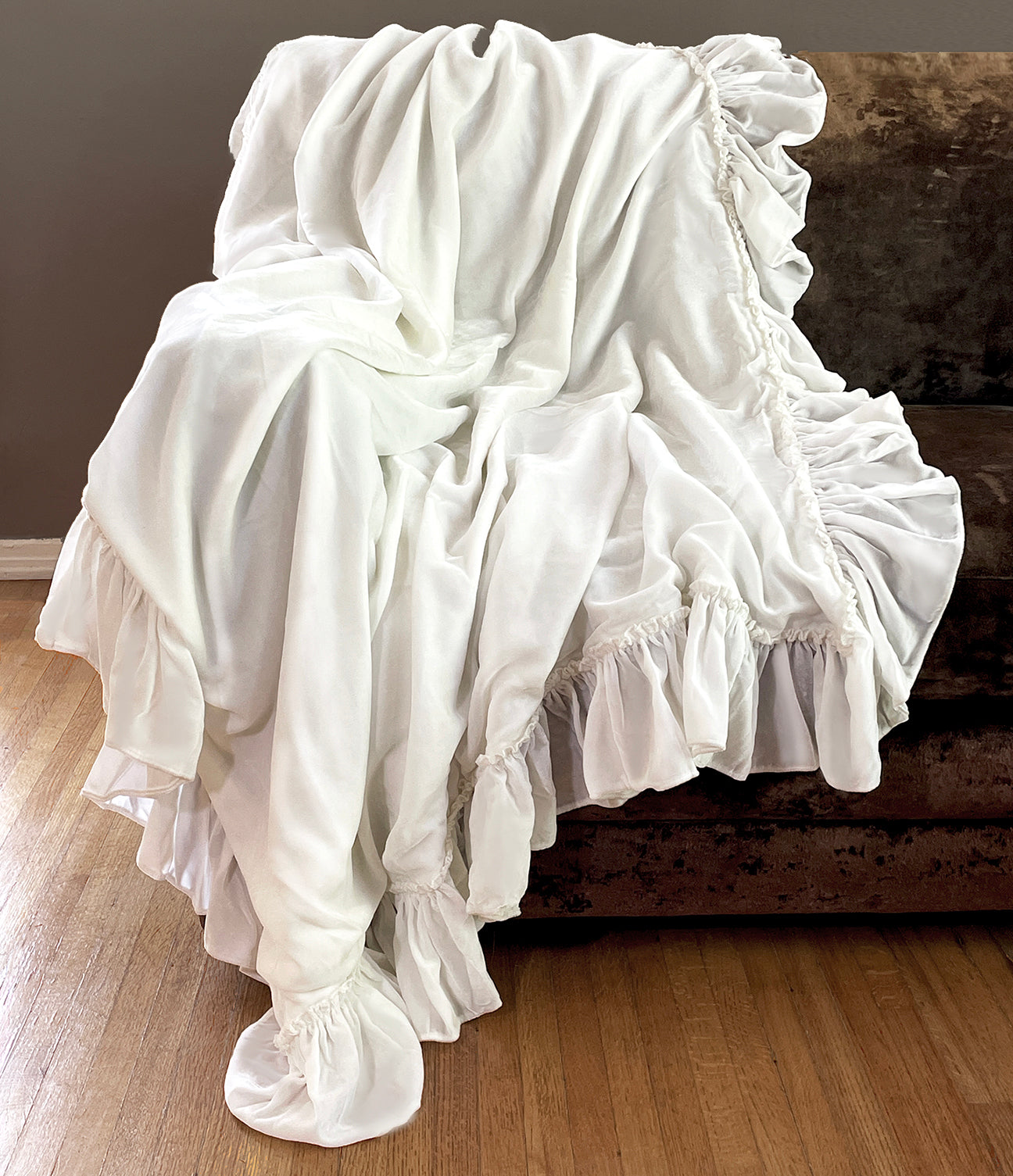 Isabella Silk Velvet Tatter Ruffle Throw - Creme